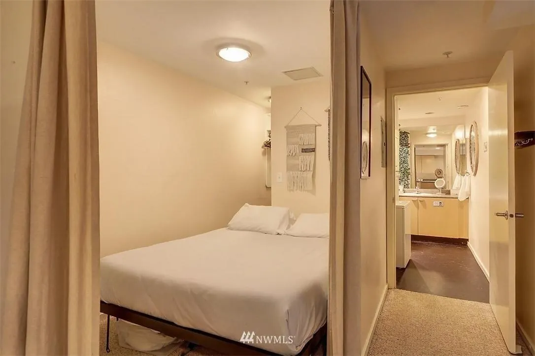 Lovely 1 Bedroom Condo In The Heart Of Seattle! Apartment Seattle
